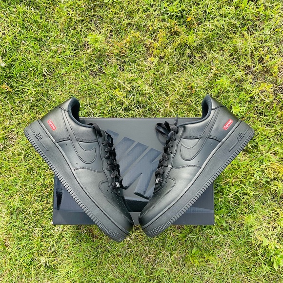 Nike Air Force 1 Supreme - Picture 2 of 7